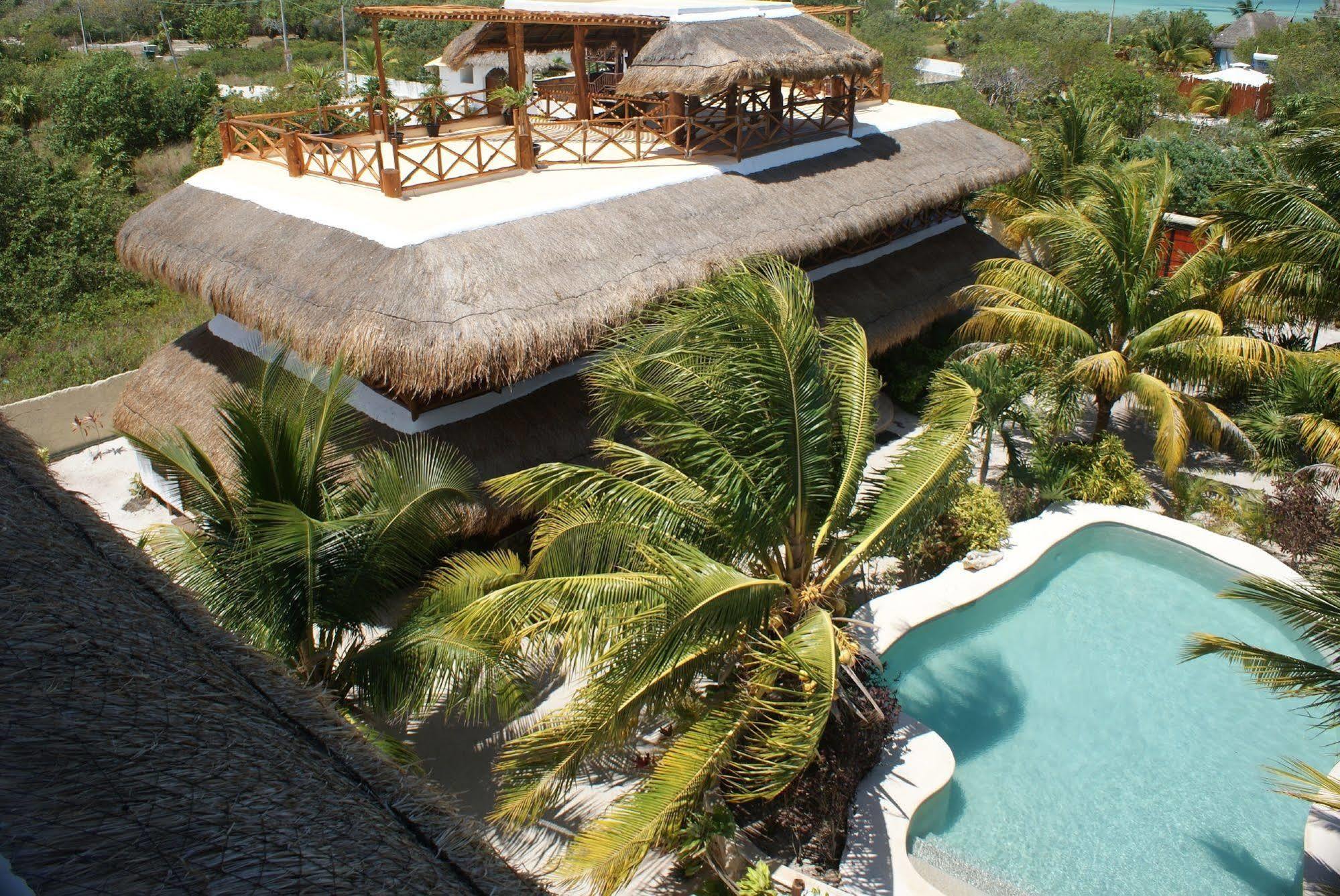 Ensueno Holbox & Beach Club Exterior photo